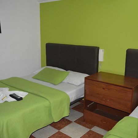 Hotel Las Palmas Fontibon Bogotá Kültér fotó